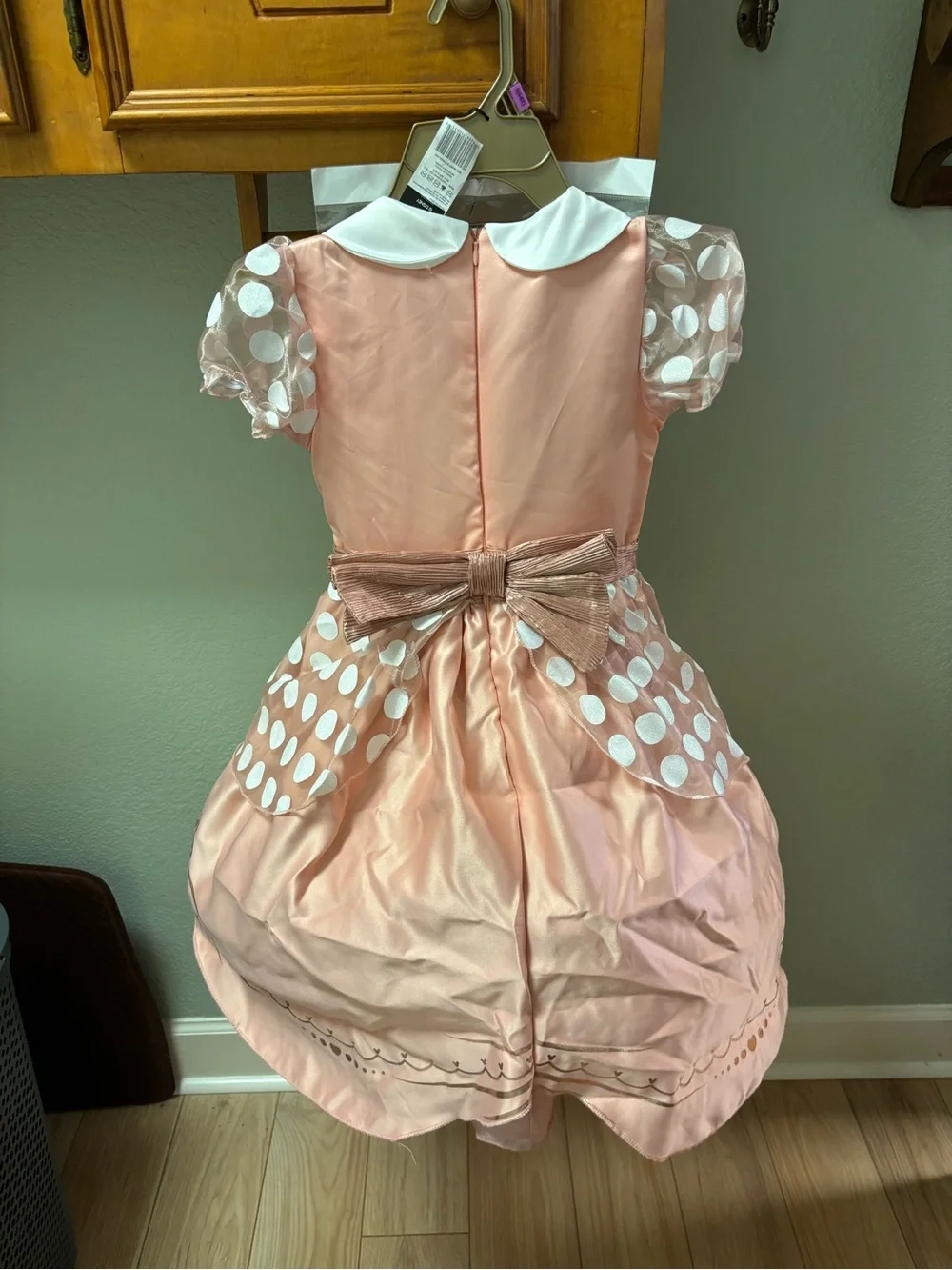 Disney Minnie Mouse Pink Sequin Polka Dot Party Dress size 4-6X - Picture 3 of 11